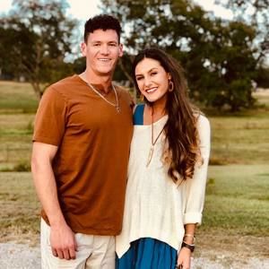 Meet your Posher, Tara